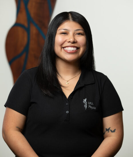 Viviana 2026 Wood Logo Headshot Viviana 2026 Wood Logo Headshot